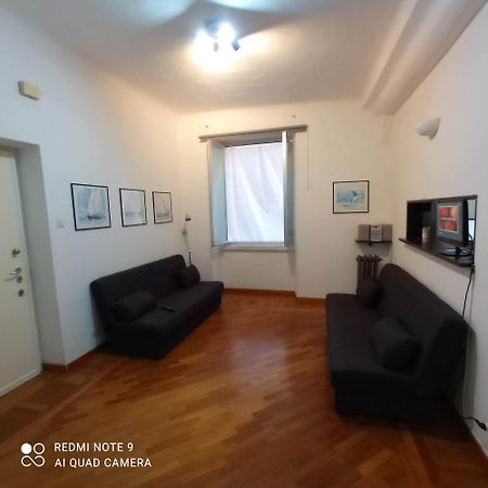 Domus Sottoripa Apartment Genoa Room photo